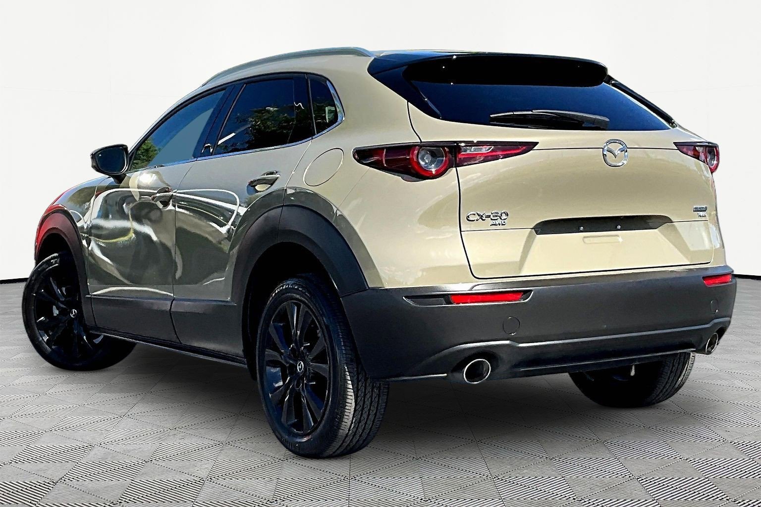 Used 2024 MAZDA CX-30 Carbon AWD/4WD image 4