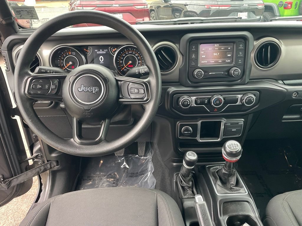 Used 2021 Jeep Gladiator Sport w/ Trailer Tow Package AWD/4WD image 4