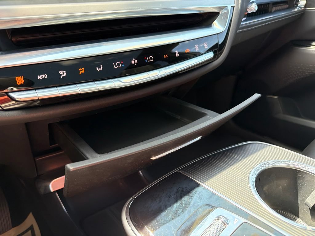 Certified 2024 Cadillac Lyriq Luxury RWD image 28