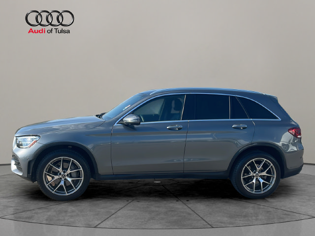 Used 2021 Mercedes-Benz GLC 300 4MATIC image 2