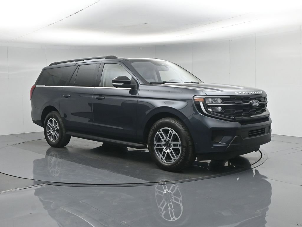 Used 2025 Ford Expedition Max Active RWD image 32