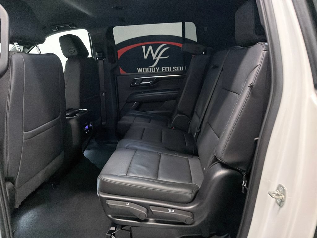 Used 2025 Chevrolet Suburban Z71 AWD/4WD image 13