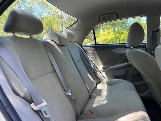 Used 2010 Toyota Corolla LE w/ All Weather Guard Pkg FWD image 20