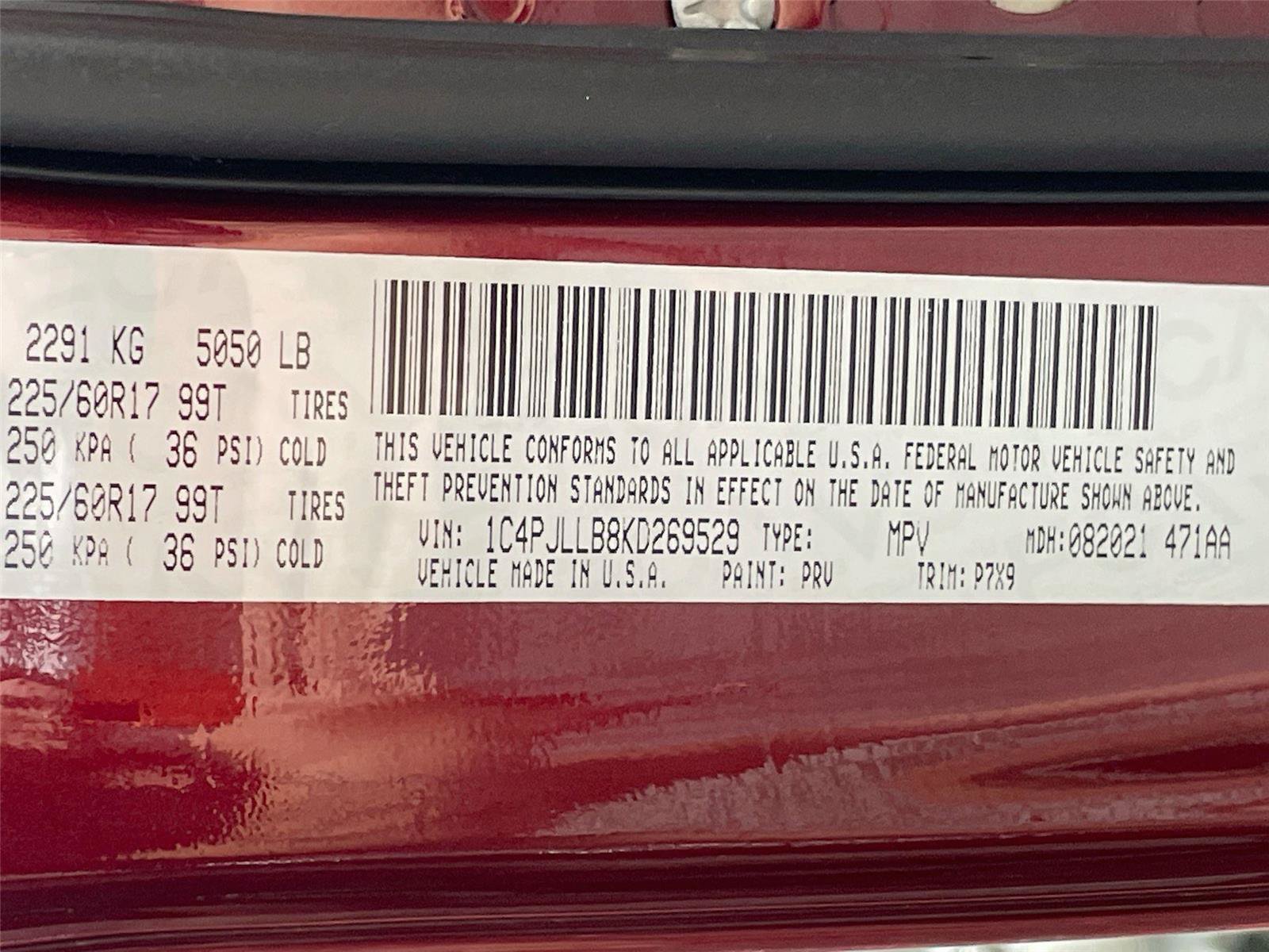 Used 2019 Jeep Cherokee Latitude Plus w/ Cold Weather Group FWD image 33