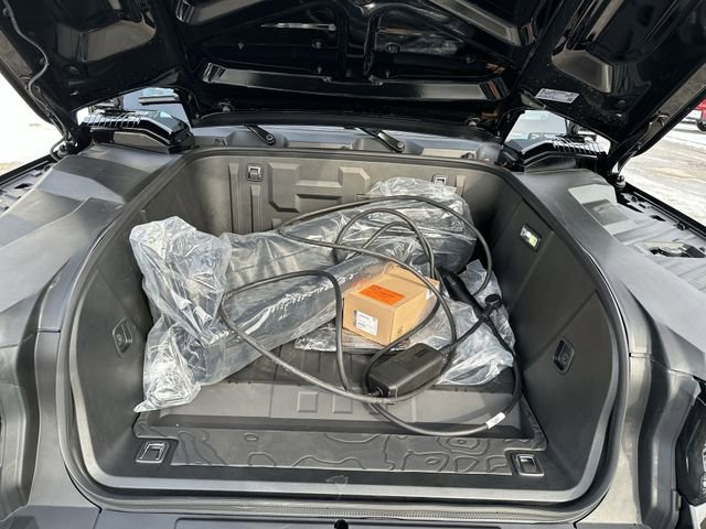 New 2026 GMC Hummer EV SUV w/ LPO, Illumination Package image 30