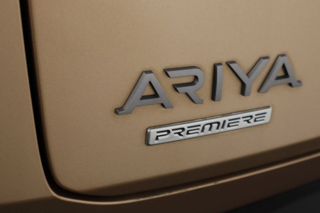 Used 2023 Nissan Ariya FWD image 38