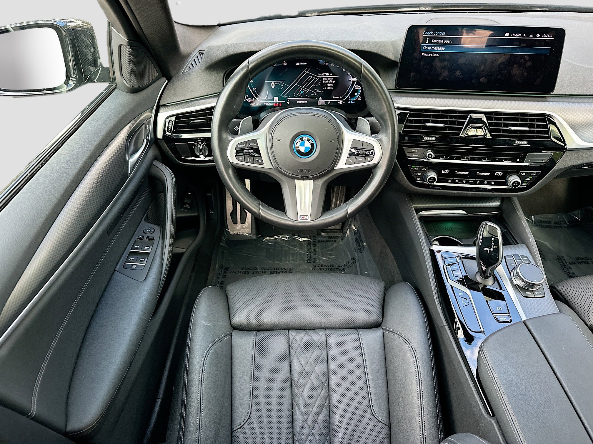 Used 2023 BMW 530e w/ M Sport Package image 23