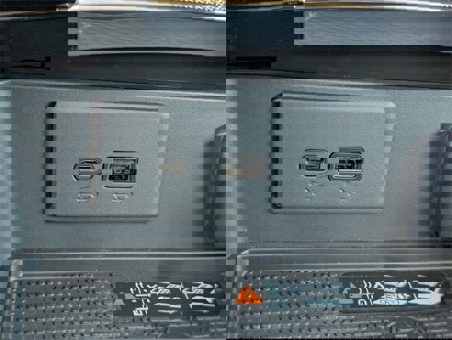 New 2025 Buick Envision Sport Touring image 15