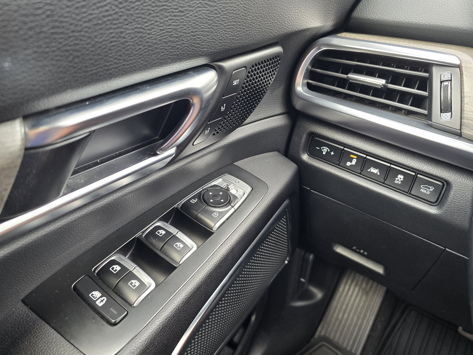 Used 2021 Kia Telluride SX w/ SX Prestige Package AWD/4WD image 22