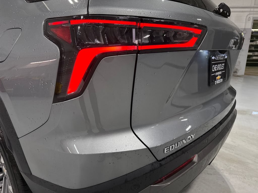 New 2026 Chevrolet Equinox LT w/ Convenience Package II FWD image 57