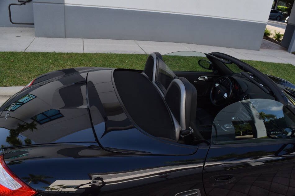 Used 2005 Porsche Boxster RWD image 48