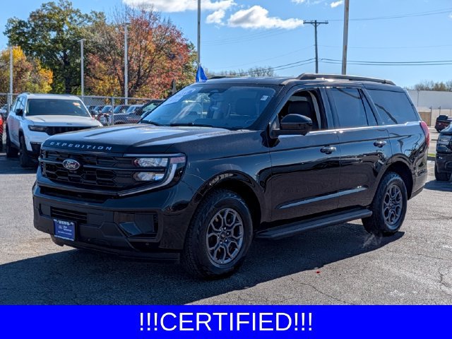 Certified 2025 Ford Expedition Active AWD/4WD image 4