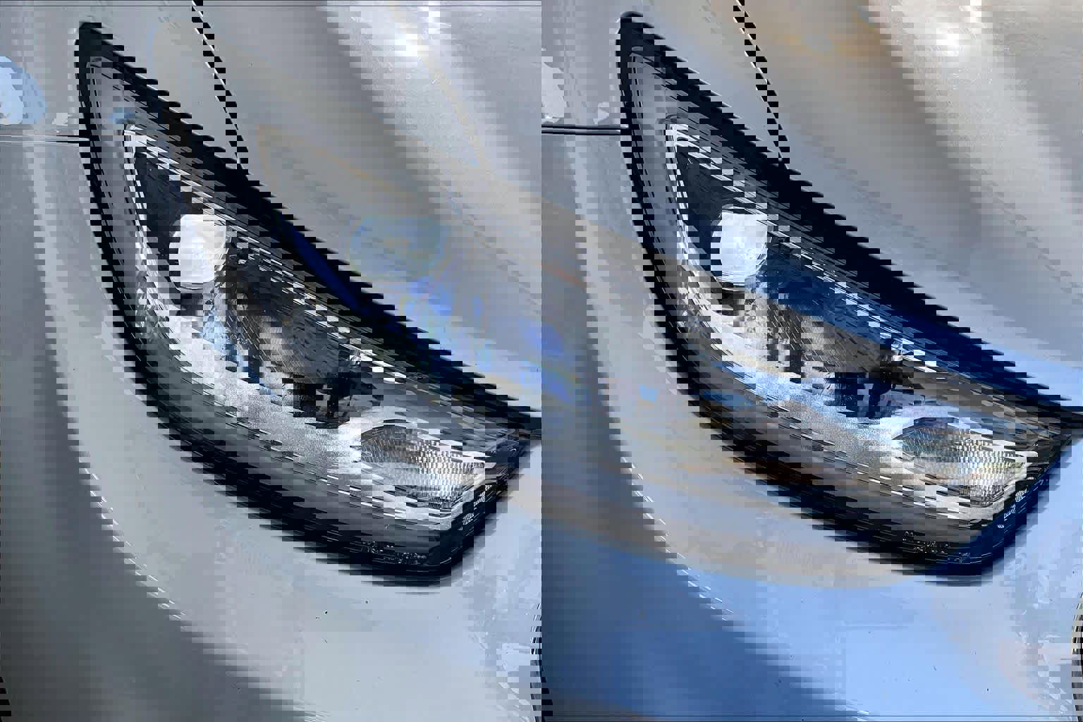 Used 2024 Chrysler Pacifica Touring-L image 27