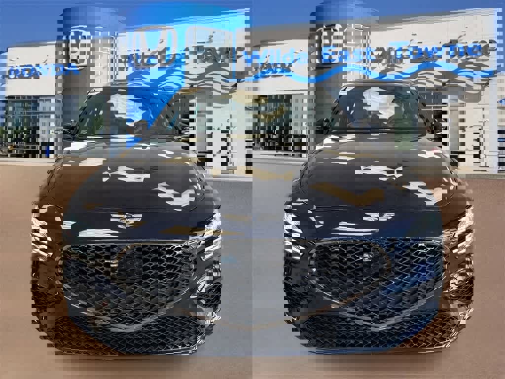 Used 2023 Genesis G70 3.3T w/ Sport Prestige Package image 3