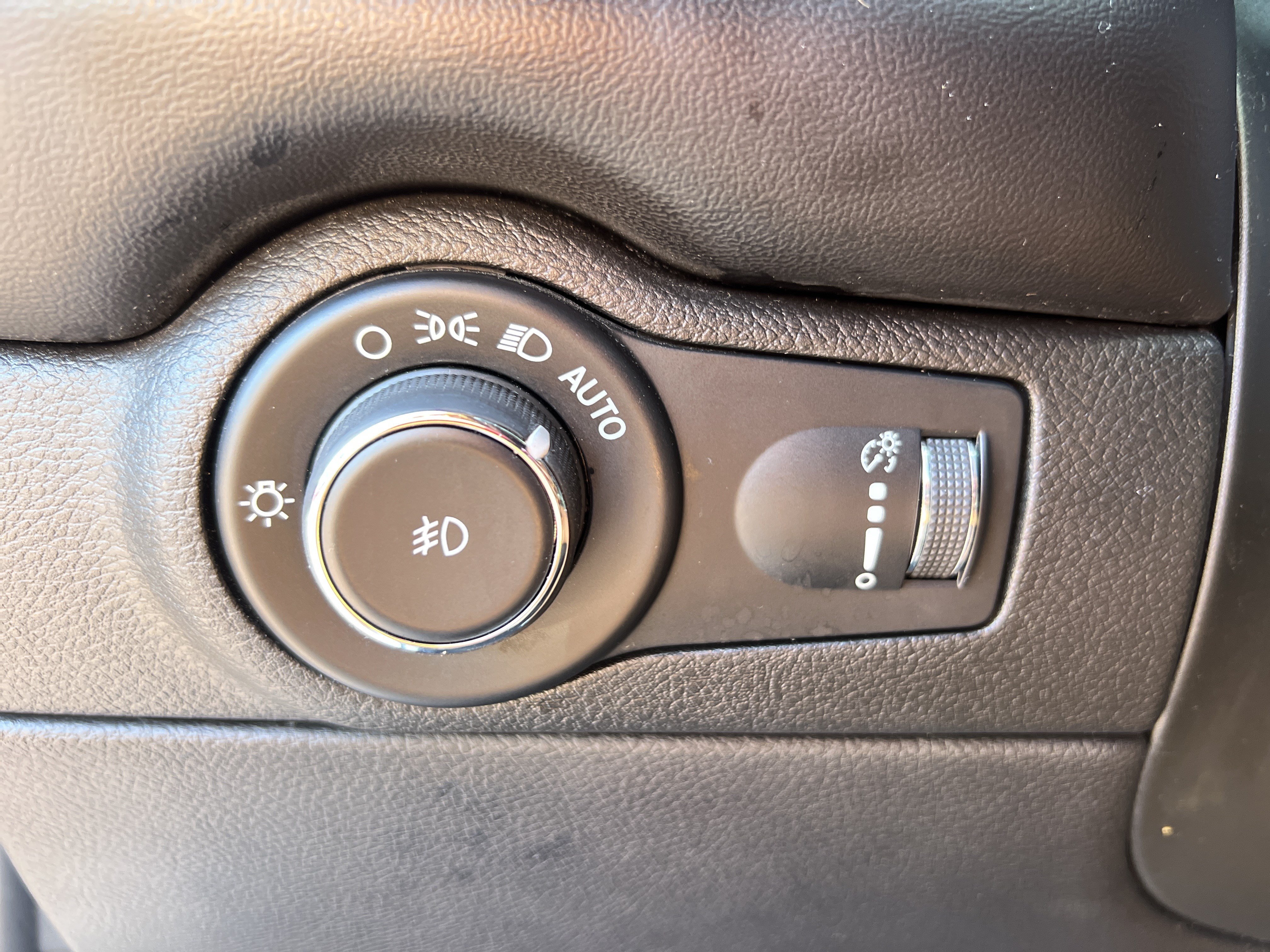 Used 2022 Dodge Durango GT AWD/4WD image 34