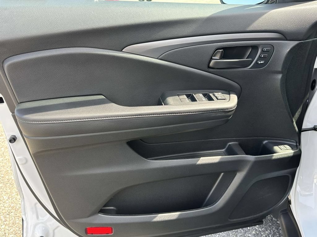Certified 2023 Honda Passport EX-L image 14