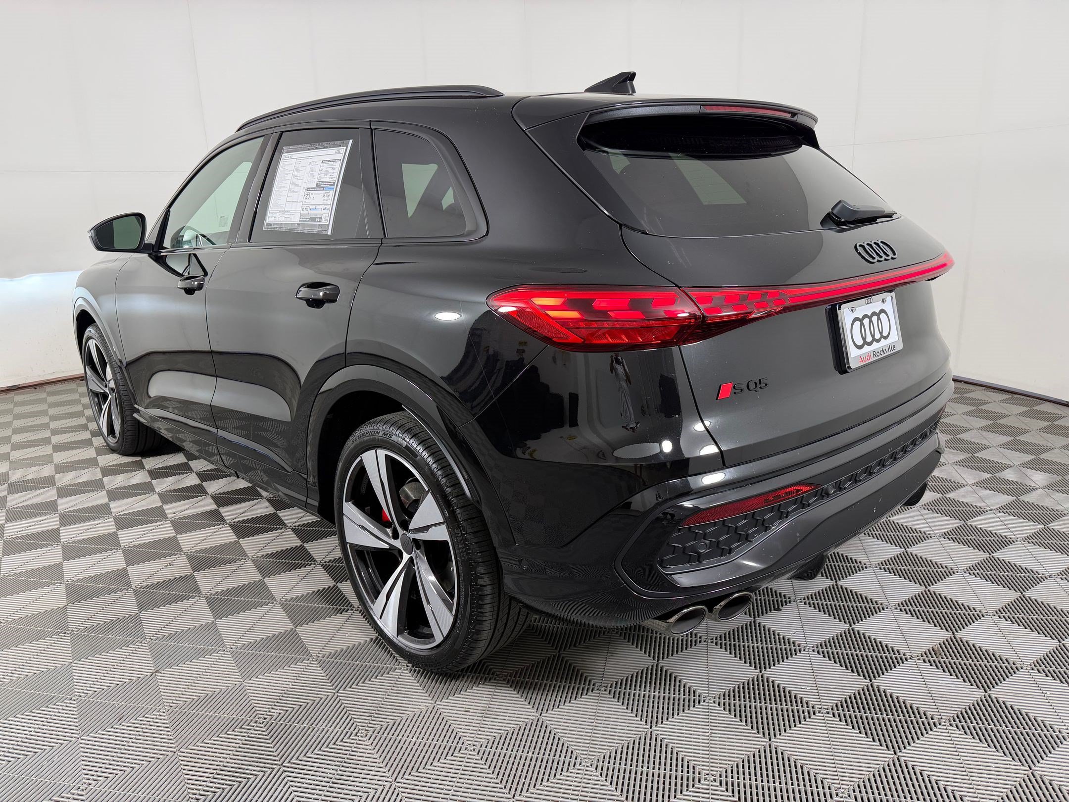 New 2026 Audi SQ5 Premium Plus AWD/4WD image 3