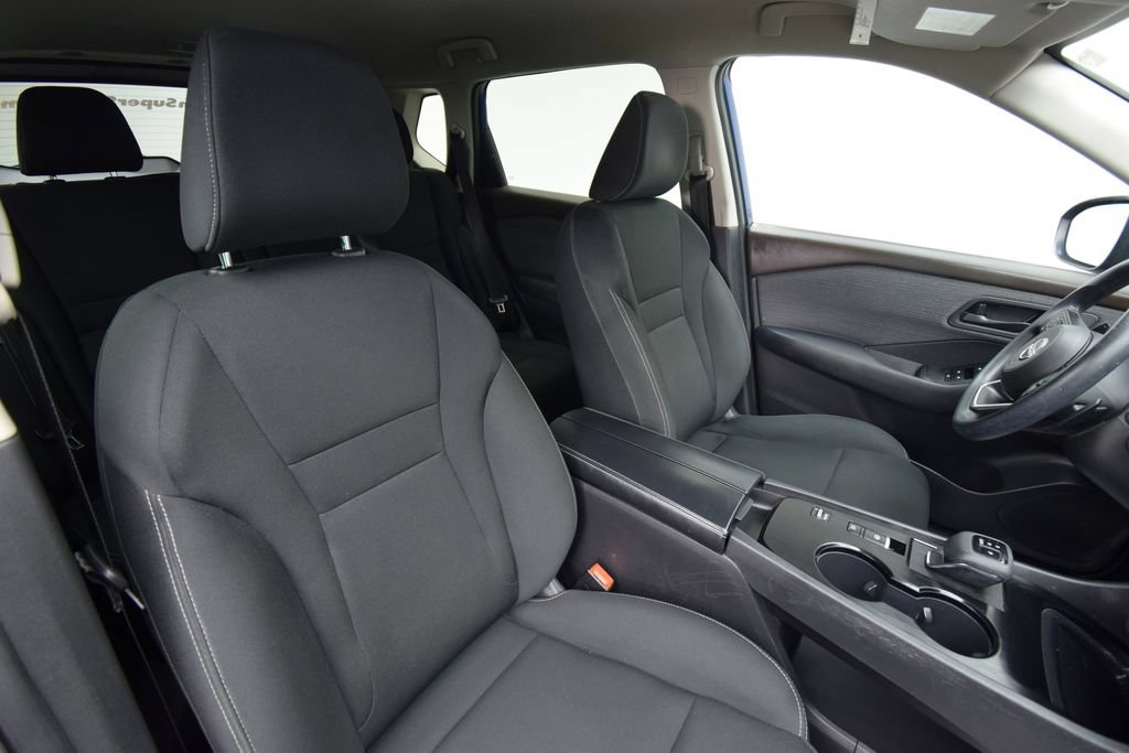 Used 2023 Nissan Rogue S FWD image 16