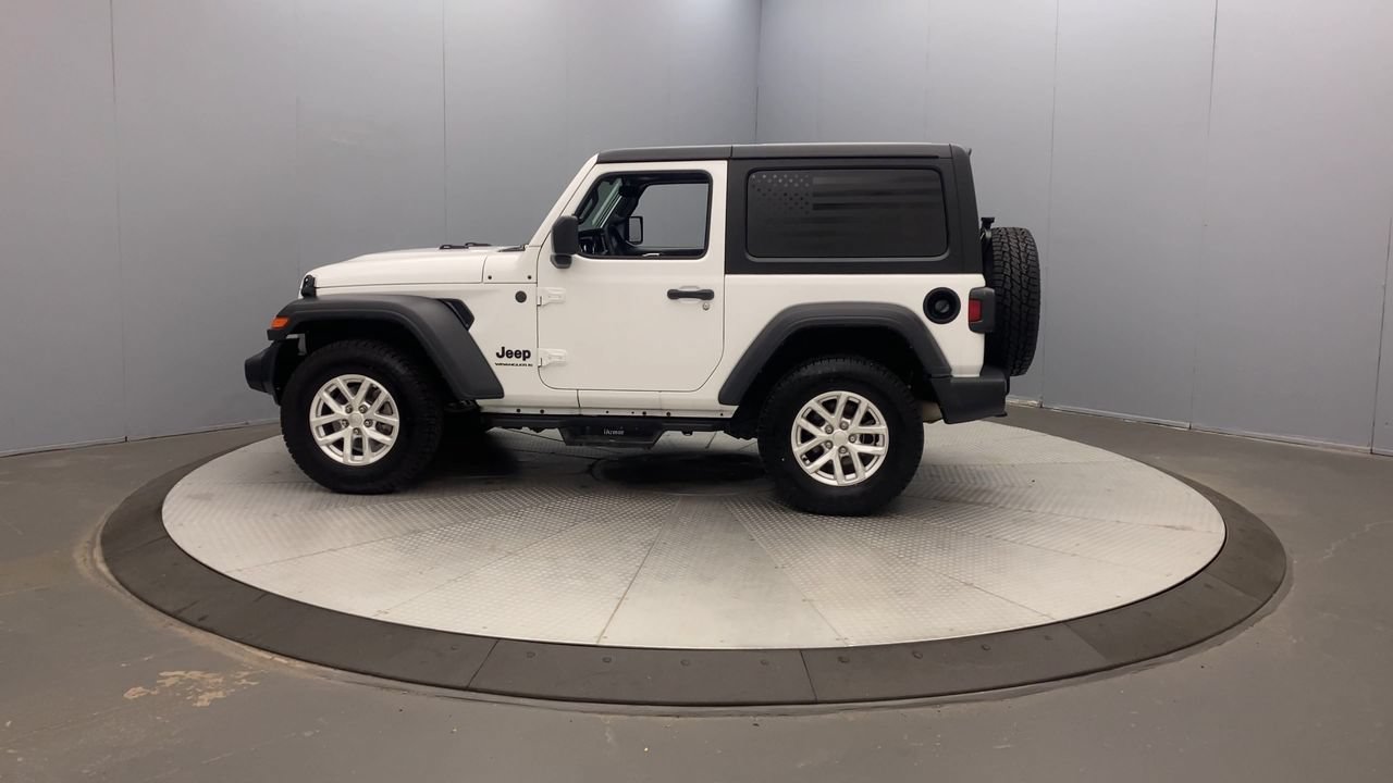 Used 2023 Jeep Wrangler Sport AWD/4WD image 2
