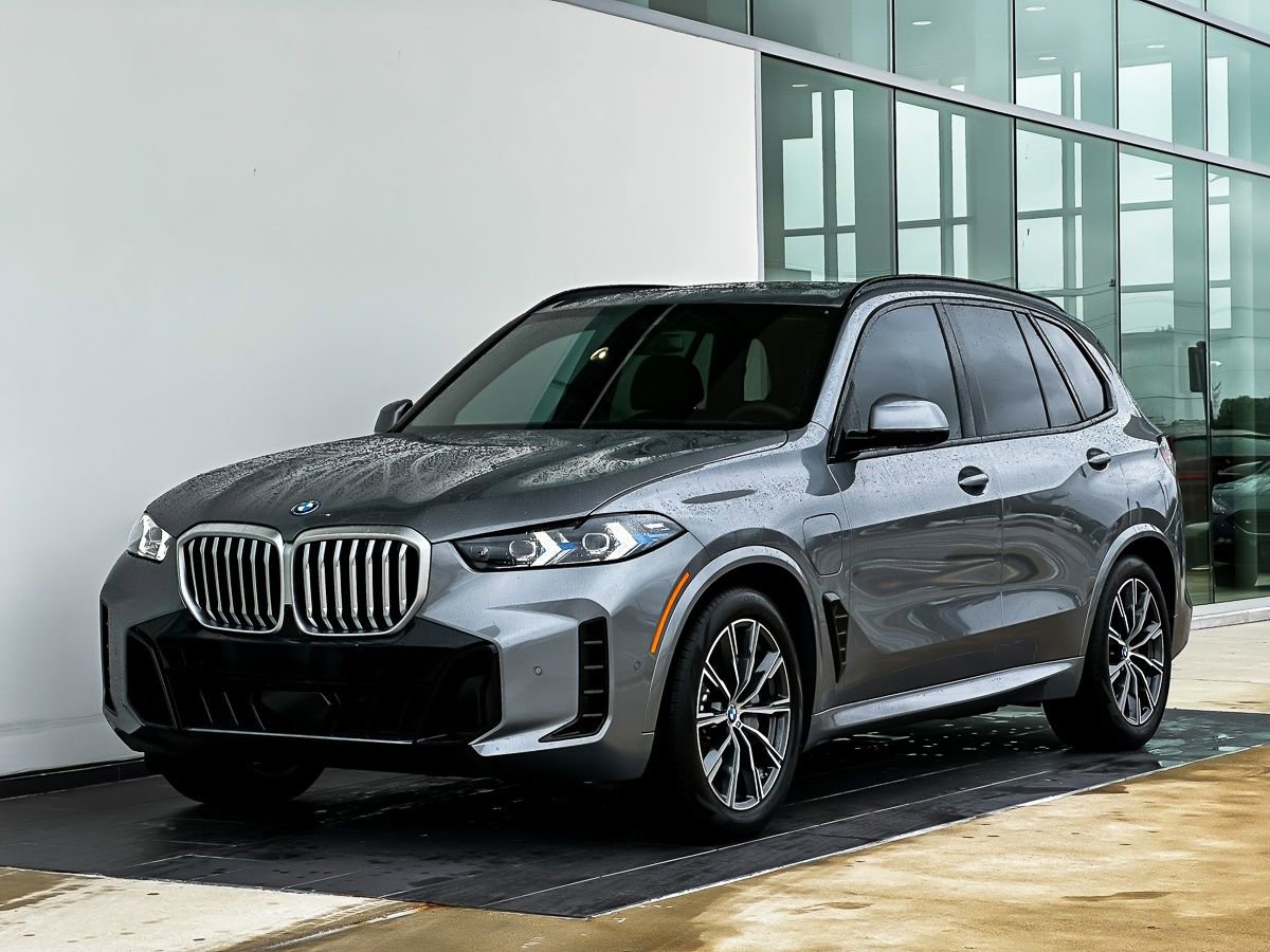New 2026 BMW X5 xDrive50e w/ M Sport Package image 9