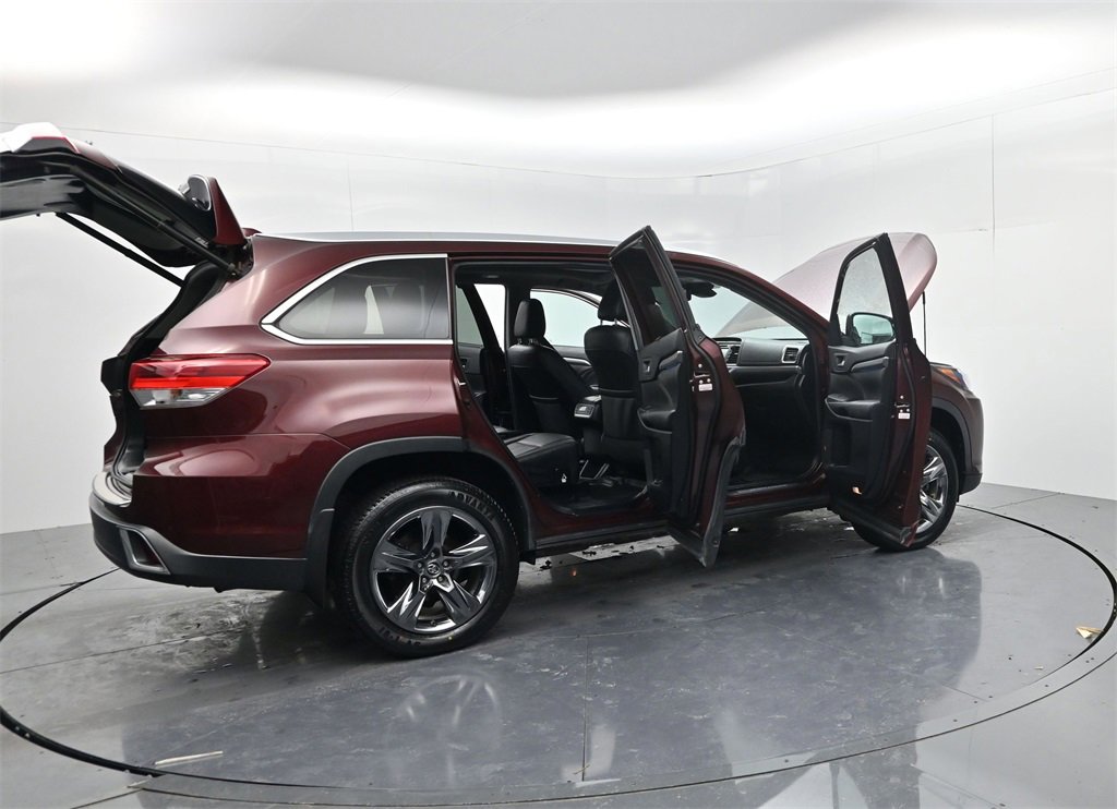 Used 2019 Toyota Highlander Limited Platinum image 57