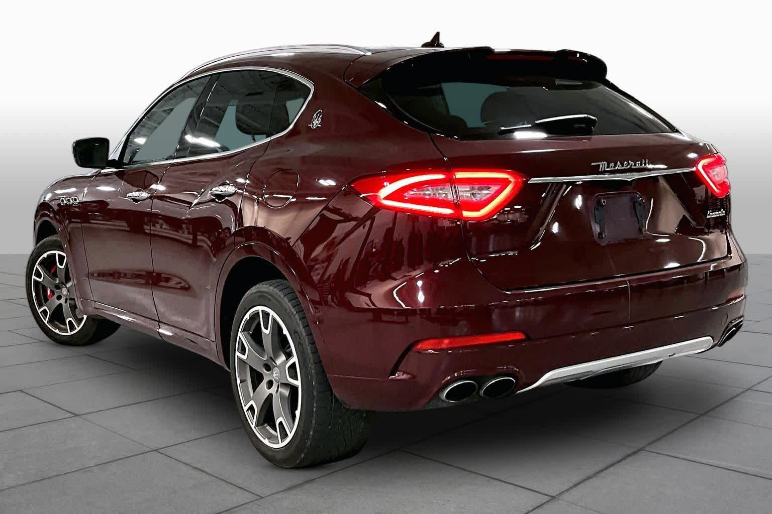 Used 2017 Maserati Levante S AWD/4WD image 12