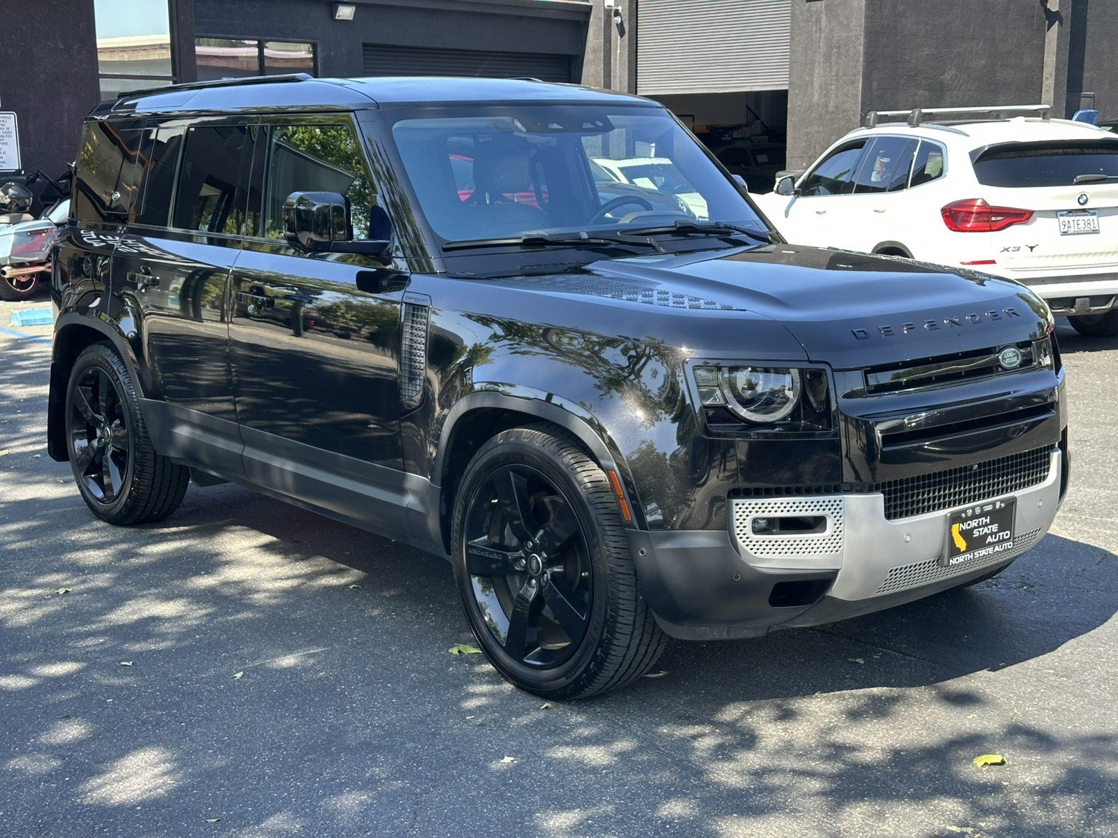 Used 2020 Land Rover Defender 110 HSE AWD/4WD image 7