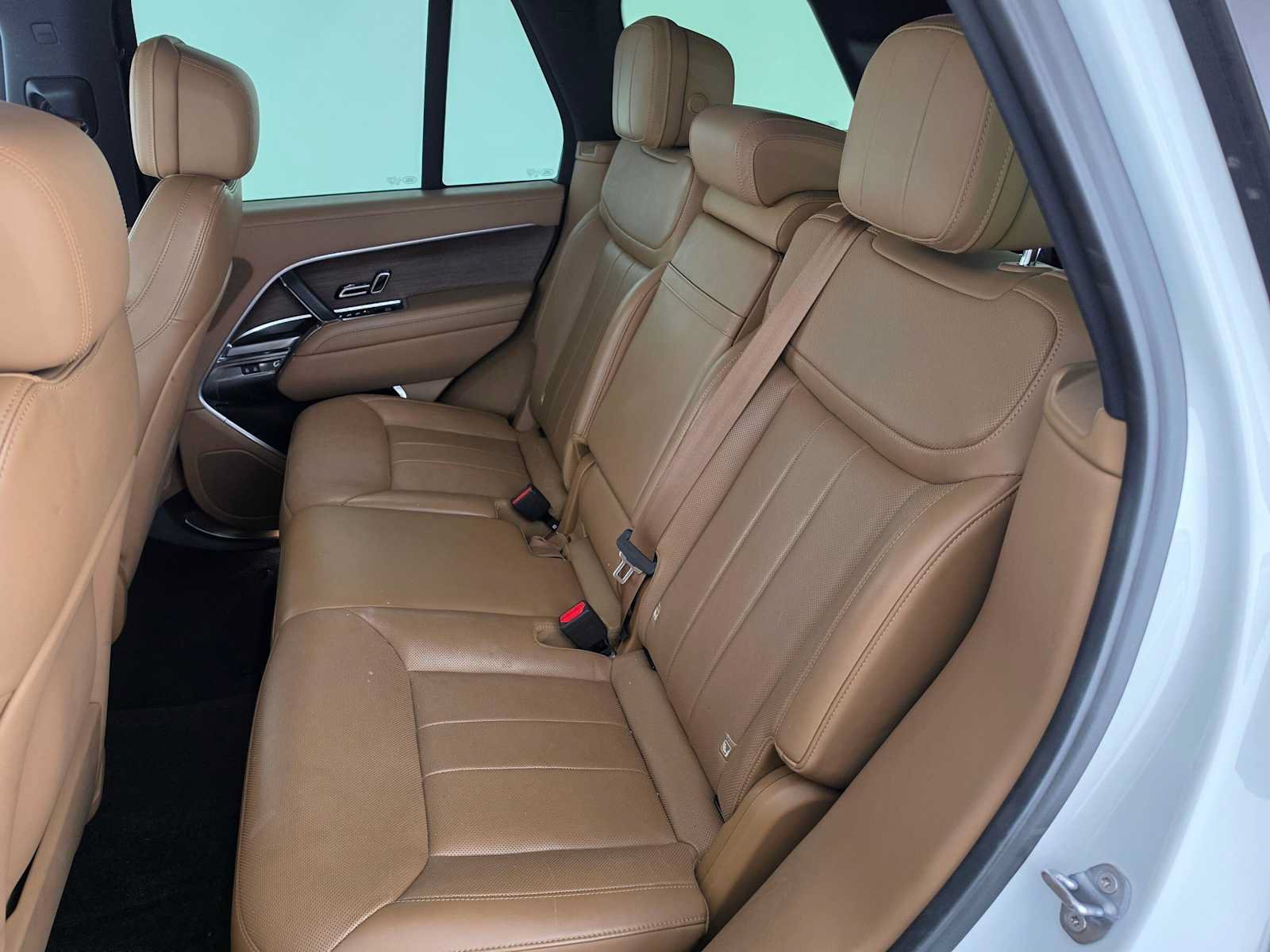 Used 2023 Land Rover Range Rover SE AWD/4WD image 17