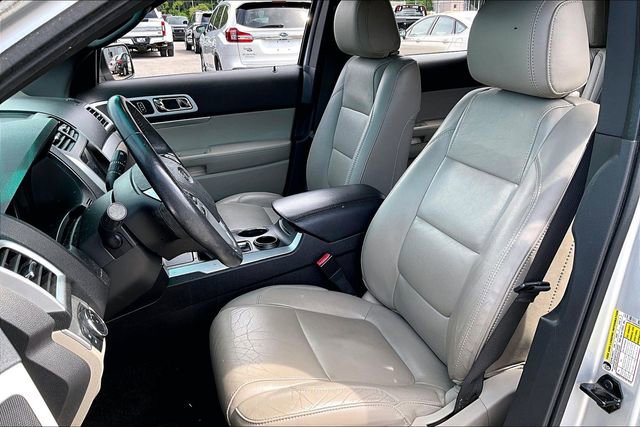 Used 2011 Ford Explorer XLT w/ 202A Rapid Spec Order Code FWD image 27