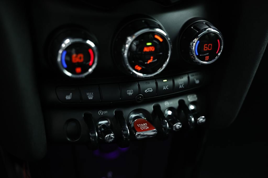 Used 2021 MINI Cooper John Cooper Works w/ 6.5" Touchscreen Package FWD image 36