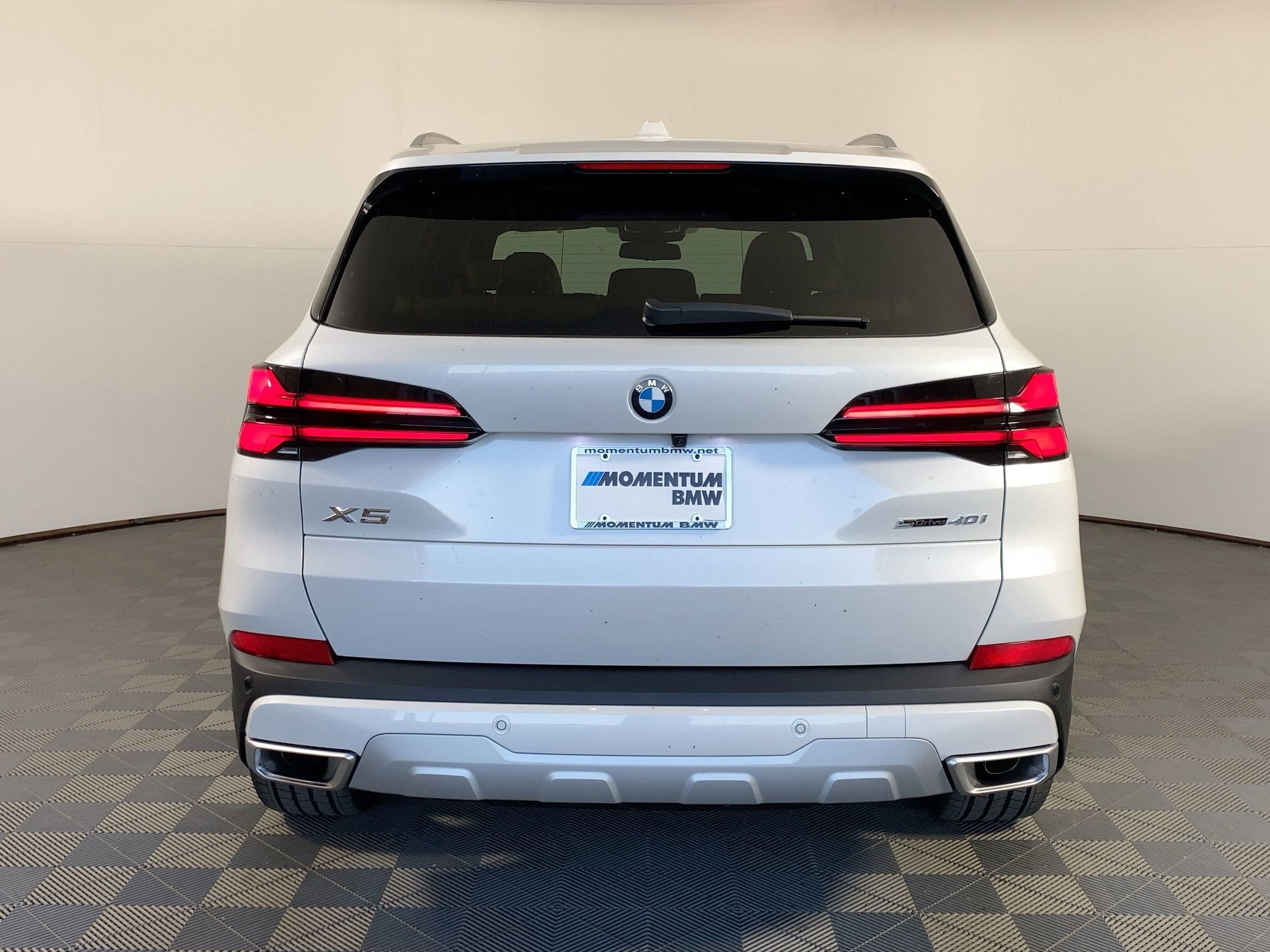 Used 2026 BMW X5 sDrive40i w/ Premium Package RWD image 8