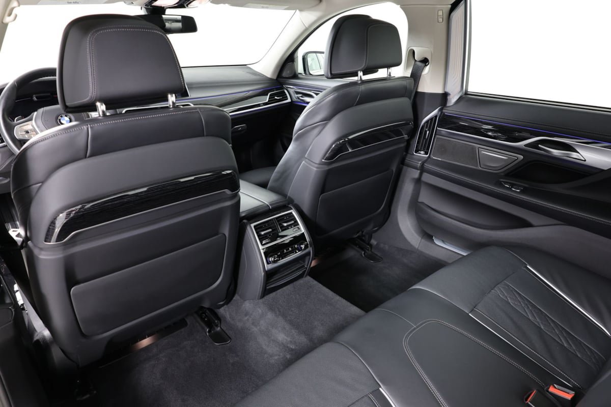 Used 2022 BMW 750i xDrive w/ Executive Package AWD/4WD image 53
