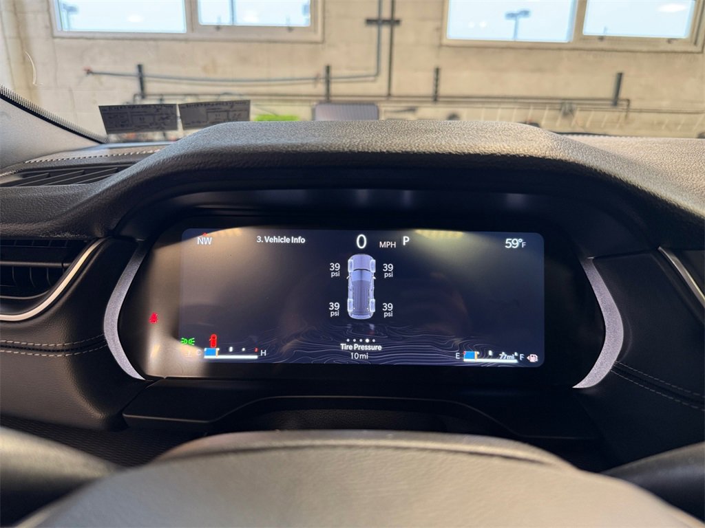 New 2025 Jeep Grand Cherokee Altitude image 16