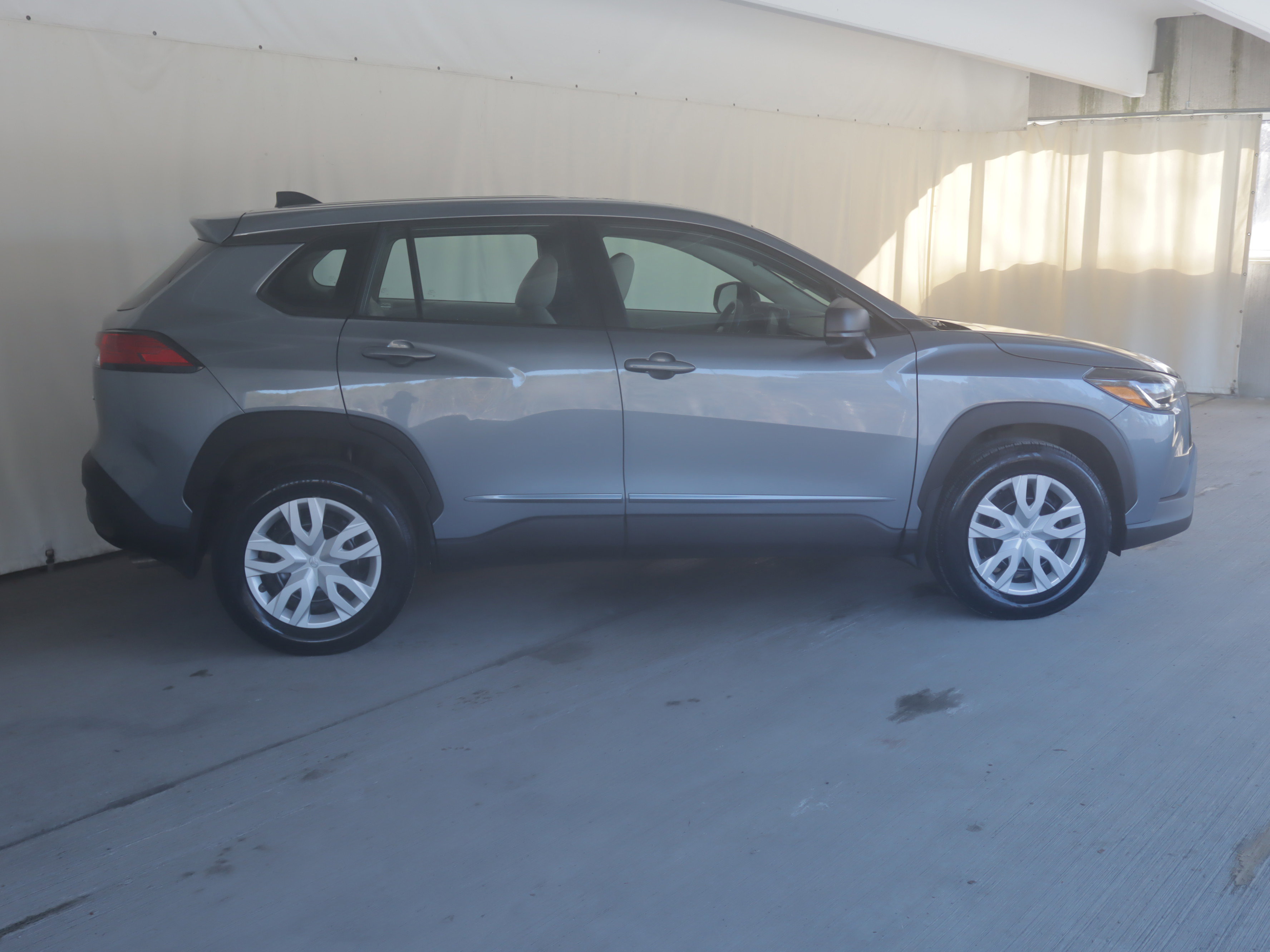 Used 2024 Toyota Corolla Cross L image 4