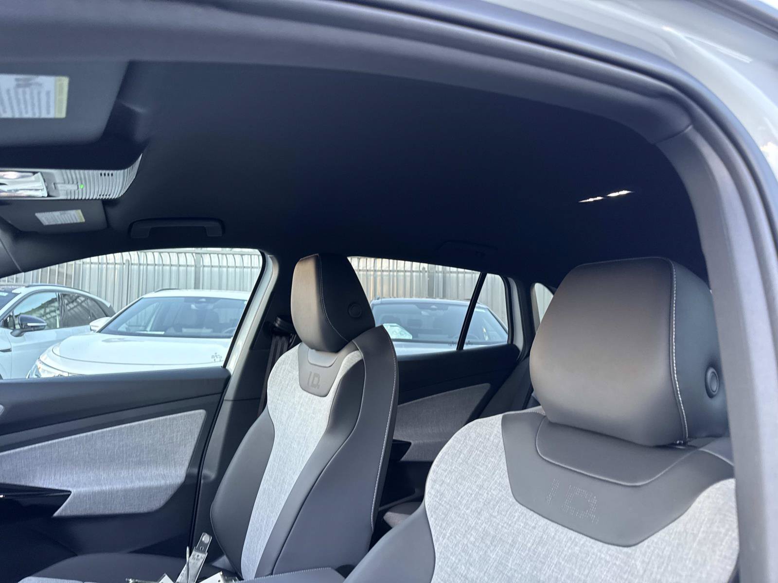 New 2026 Volkswagen ID.4 Pro AWD/4WD image 14