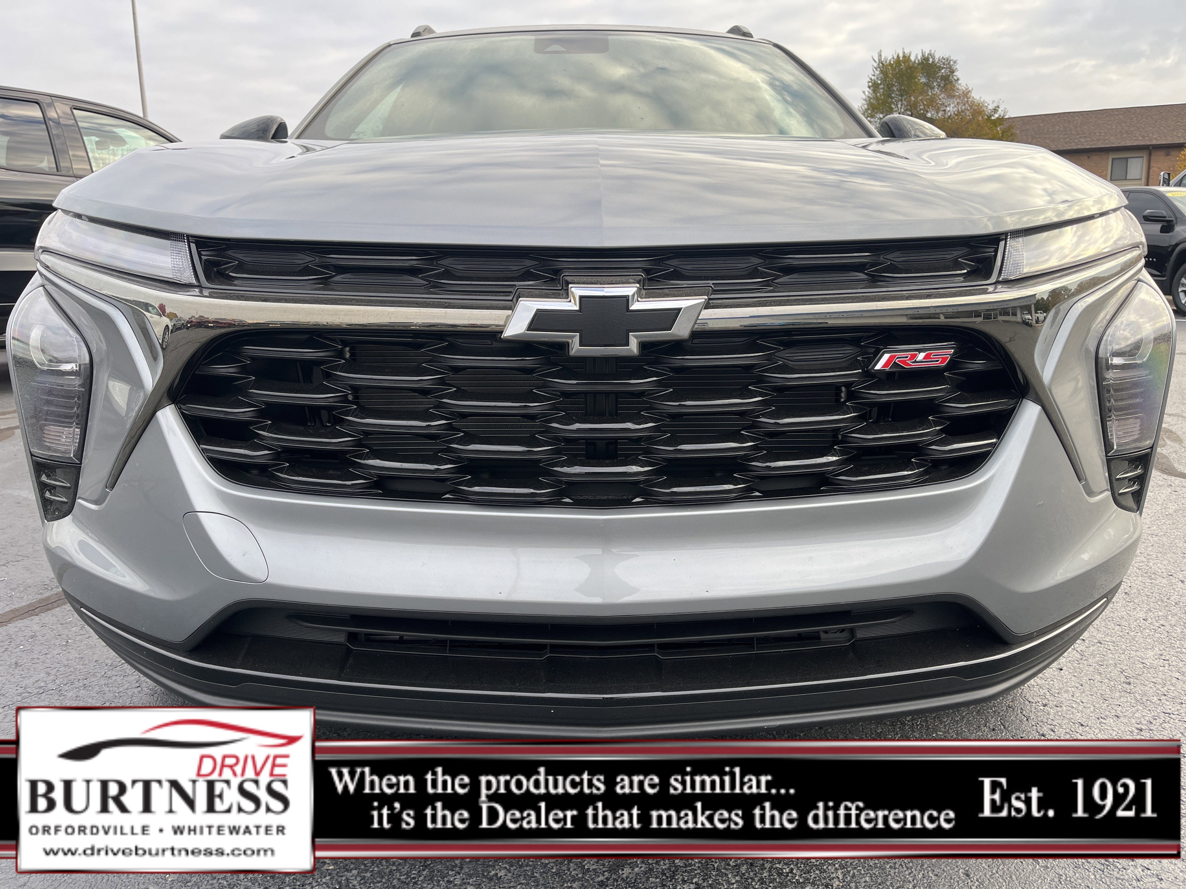 New 2026 Chevrolet Trax RS w/ Driver Confidence Package image 2