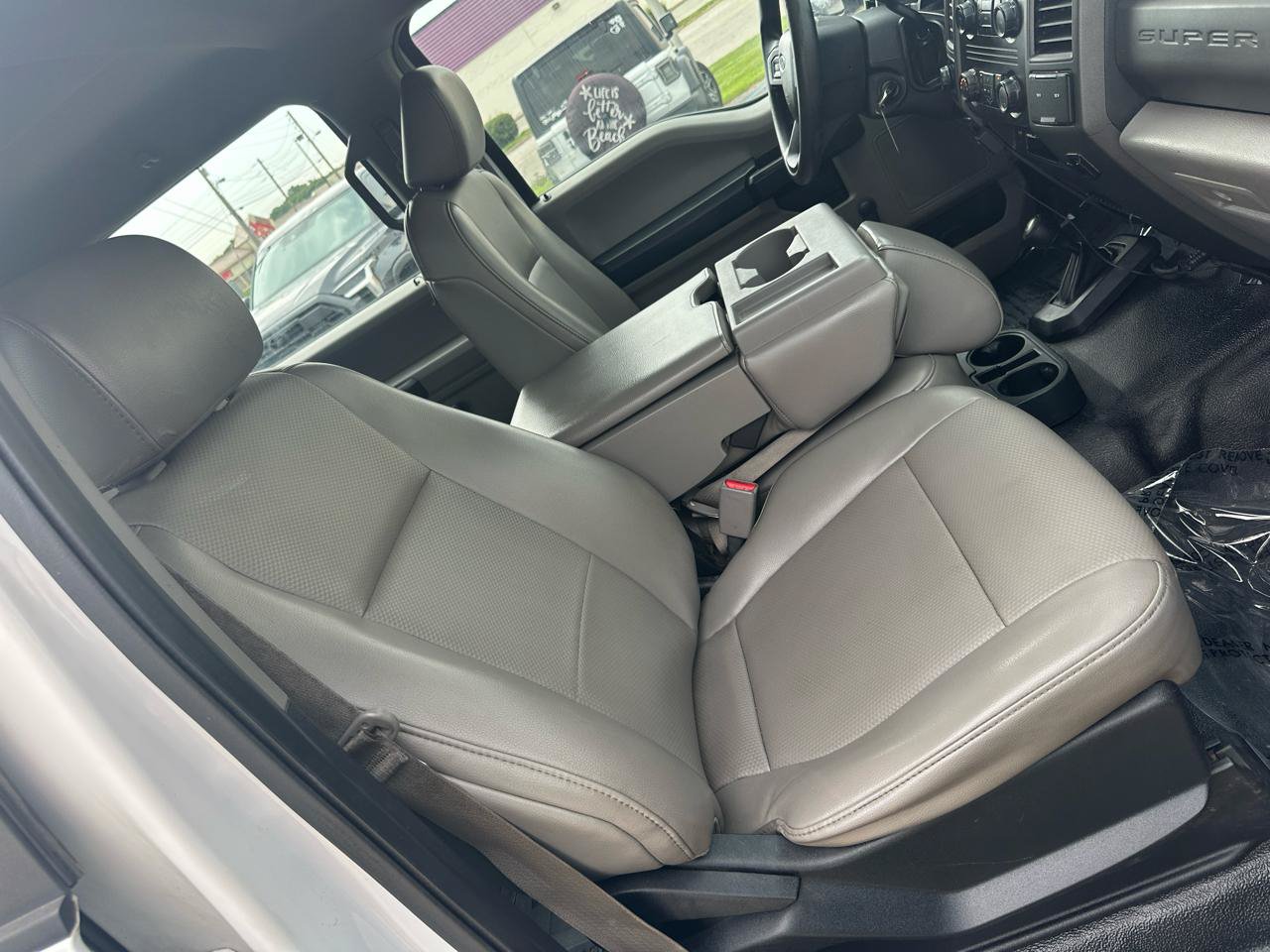 Used 2017 Ford F250 XL w/ XL Decor Group AWD/4WD image 21