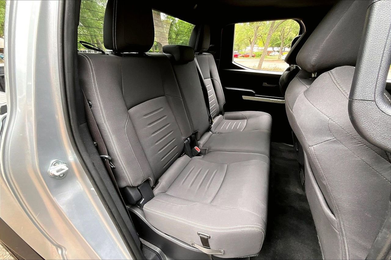 Used 2024 Toyota Tacoma TRD Off-Road AWD/4WD image 22