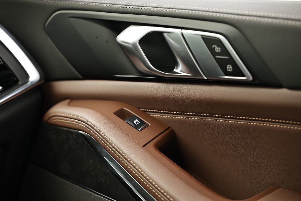 New 2026 BMW X5 xDrive40i w/ M Sport Package image 43