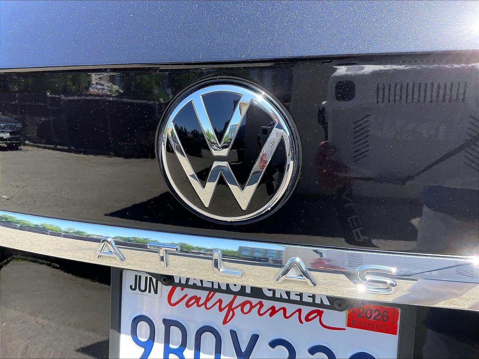 Certified 2022 Volkswagen Atlas SE w/ Panoramic Sunroof Package FWD image 7