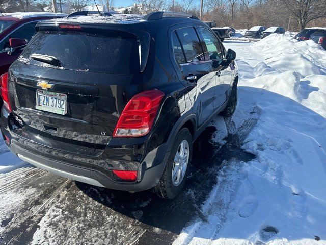 Used 2020 Chevrolet Trax LT w/ LT Convenience Package image 7