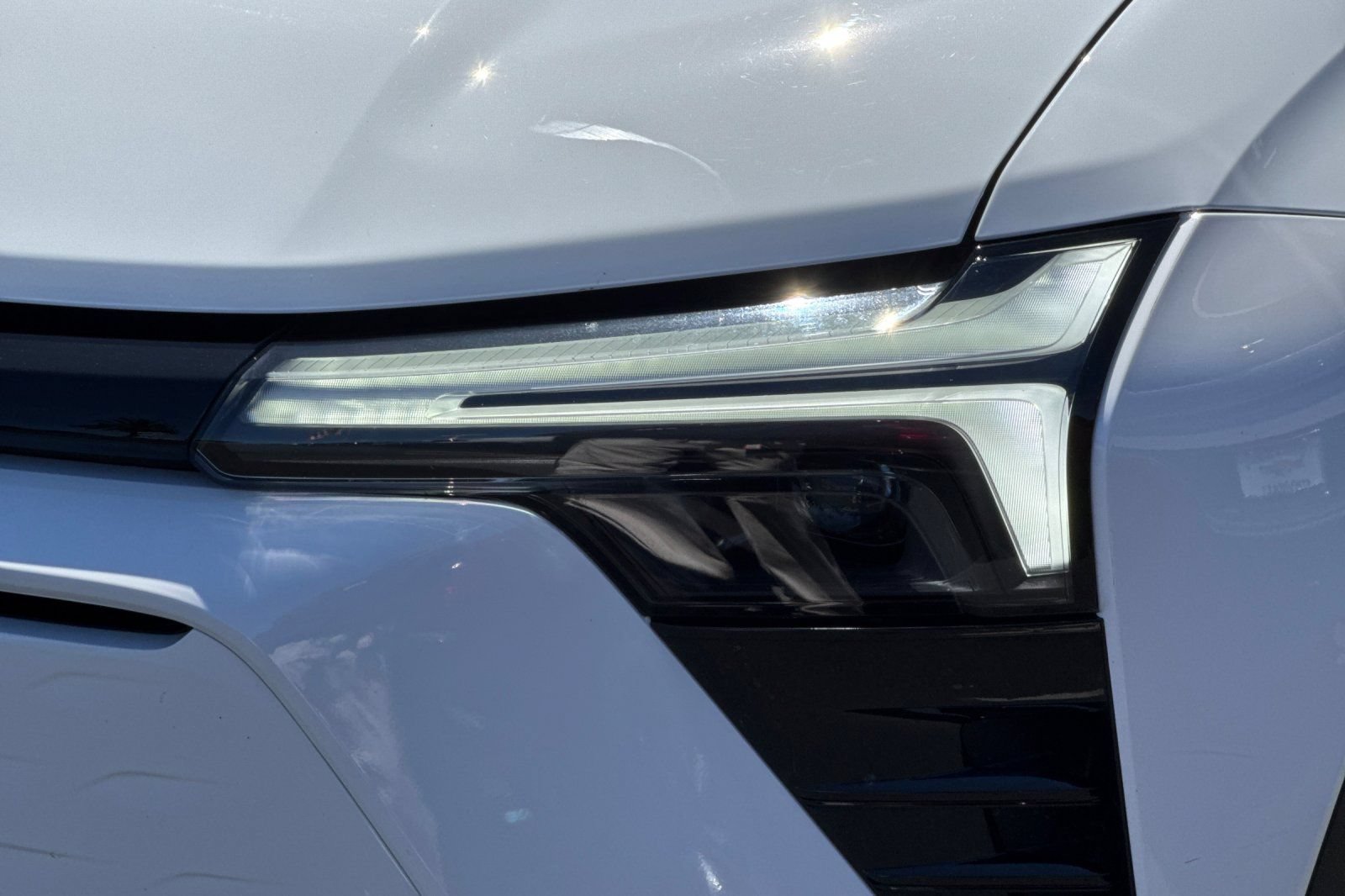 Used 2024 Chevrolet Blazer EV LT AWD/4WD image 48