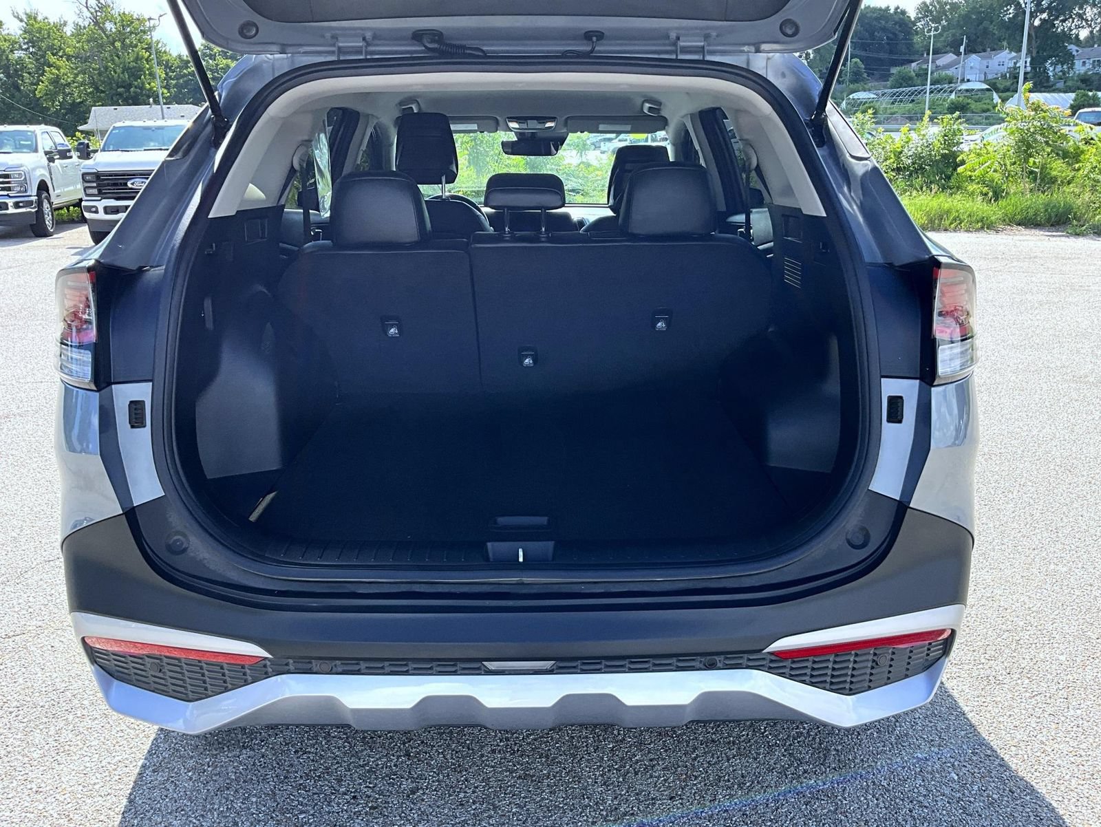 Used 2023 Kia Sportage EX FWD image 9