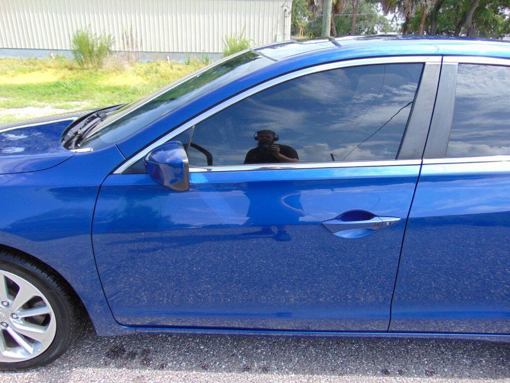 Used 2017 Acura ILX FWD image 14