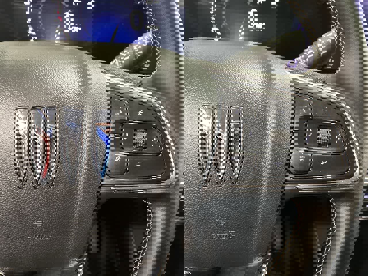 Used 2025 Buick Encore GX Preferred image 22