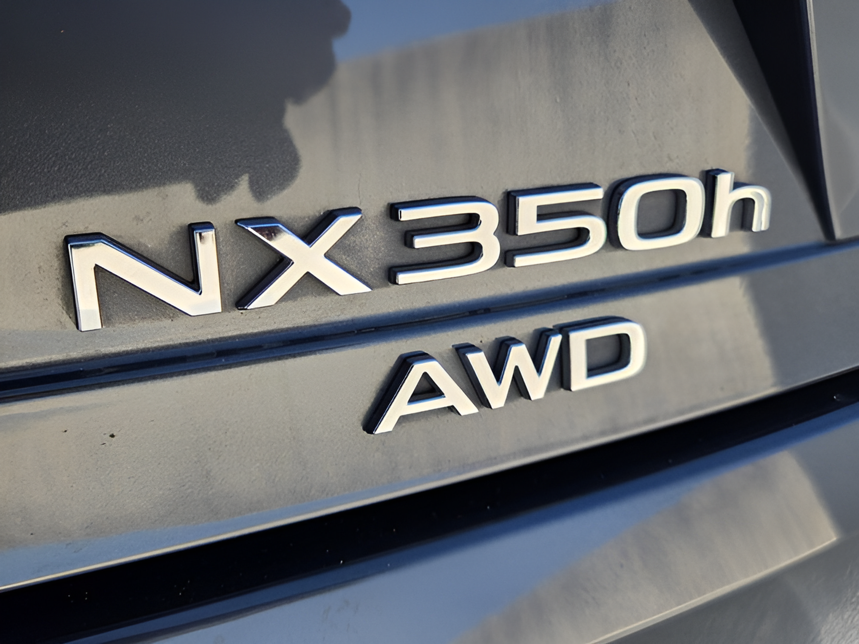 Used 2024 Lexus NX 350h AWD image 32