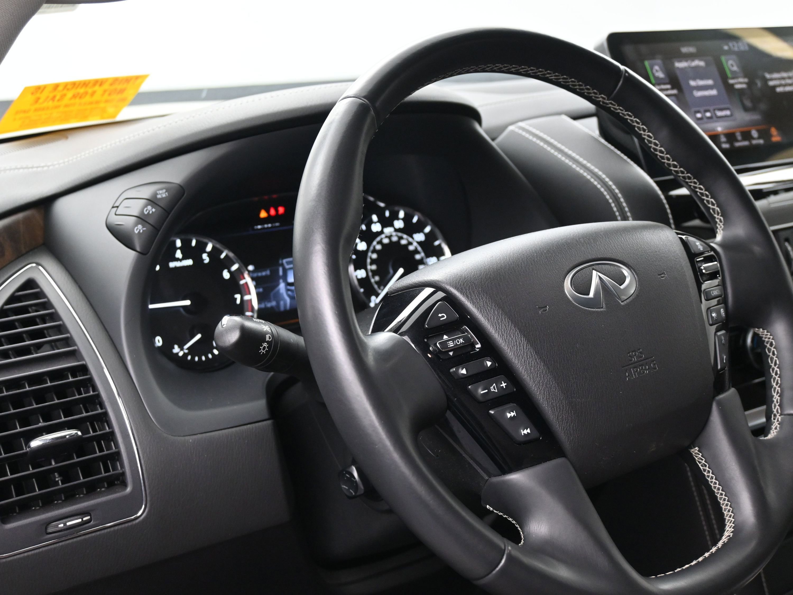 Used 2023 INFINITI QX80 Premium Select w/ All-Season Package image 22