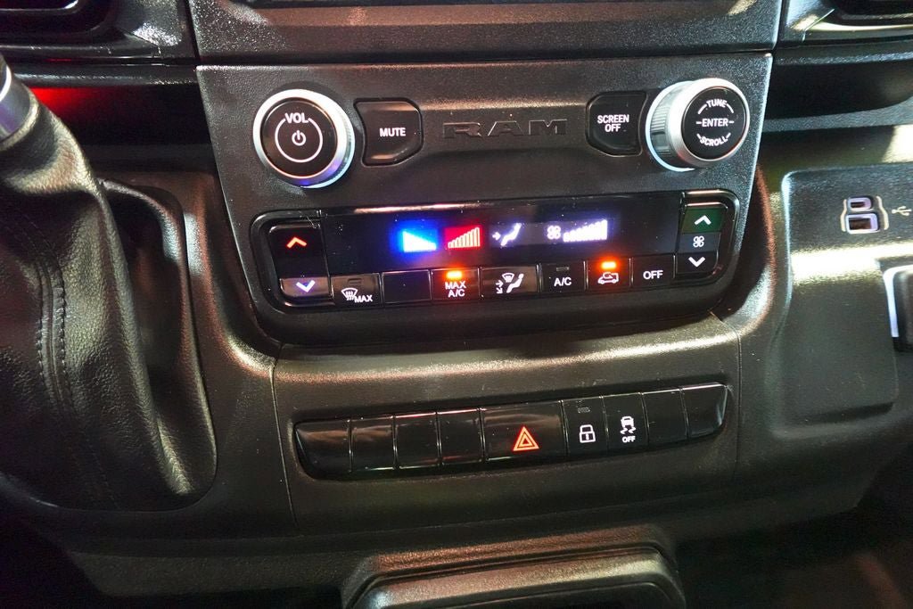 Used 2023 RAM ProMaster 2500 FWD image 12