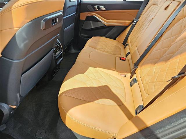 New 2026 BMW X5 xDrive50e w/ Climate Comfort Package AWD/4WD image 14