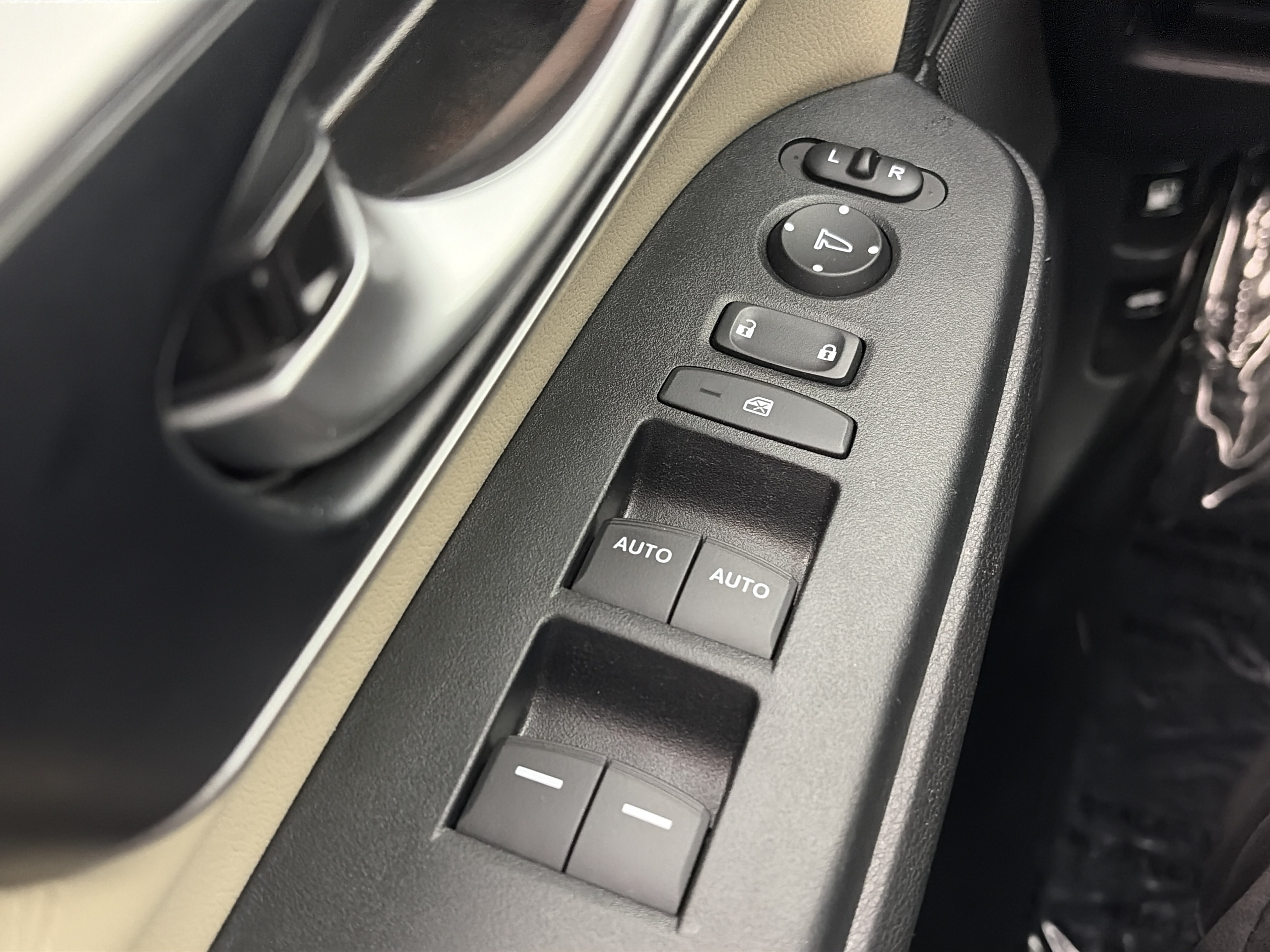 Used 2022 Honda CR-V EX-L image 31